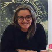 Docente universitaria con esperienza impartisce lezioni private per adulti e ragazzi per tutti i livelli